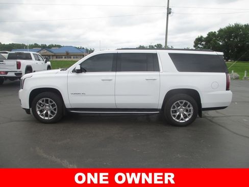Used 2016 GMC Yukon XL SLT w/ Open Road Package AWD/4WD image 8
