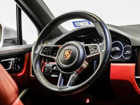 Used 2019 Porsche Cayenne AWD/4WD image 19