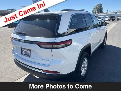 Certified 2023 Jeep Grand Cherokee Laredo w/ Luxury Tech Group I AWD/4WD image 6