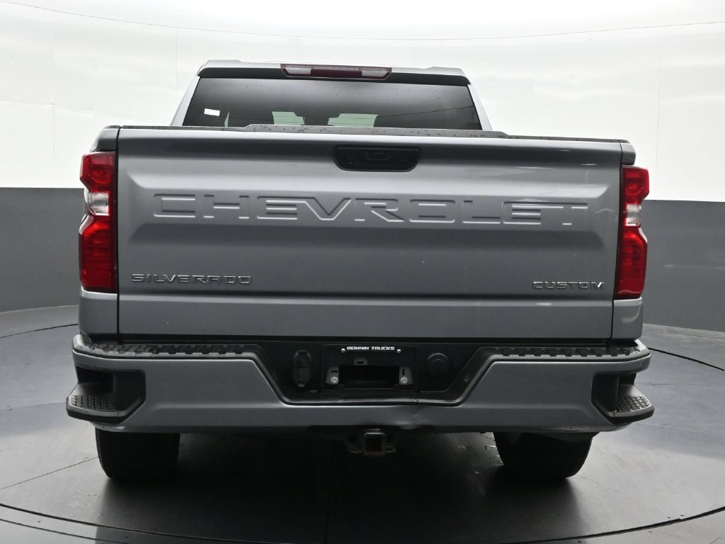 Used 2023 Chevrolet Silverado 1500 Custom RWD image 4