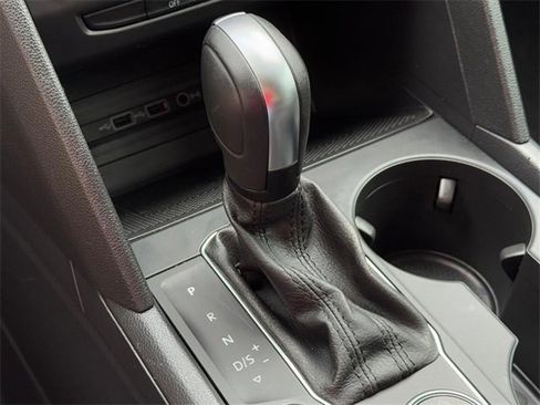 Used 2021 Volkswagen Atlas SE image 20