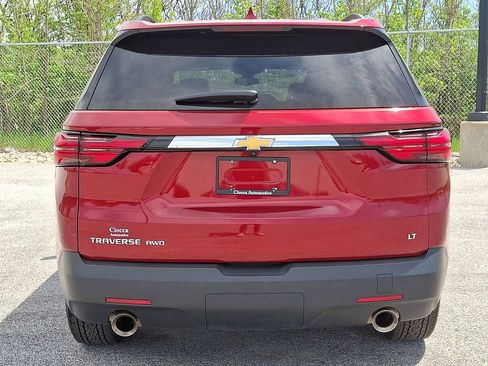 Used 2023 Chevrolet Traverse LT AWD/4WD image 8