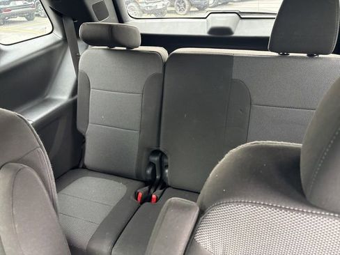 Used 2023 Chevrolet Traverse LT w/ Rear Camera Mirror Package AWD/4WD image 17
