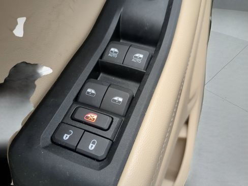 Used 2024 Jeep Grand Cherokee L Limited image 48