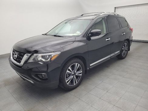 Used 2019 Nissan Pathfinder Platinum w/ Cargo Package FWD image 2