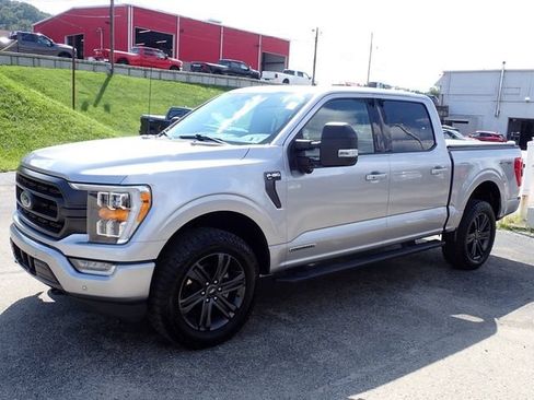 Used 2022 Ford F150 XLT w/ Equipment Group 302A High AWD/4WD image 2