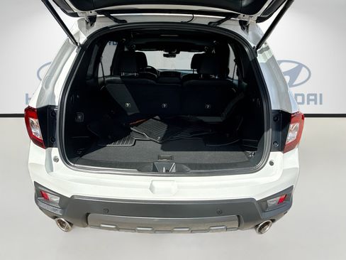 Used 2023 Honda Passport TrailSport image 24