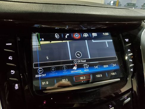 Used 2019 Cadillac Escalade ESV Luxury RWD image 34