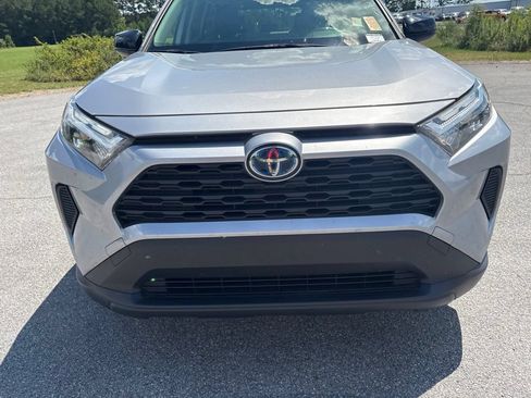 Used 2023 Toyota RAV4 LE AWD/4WD image 30