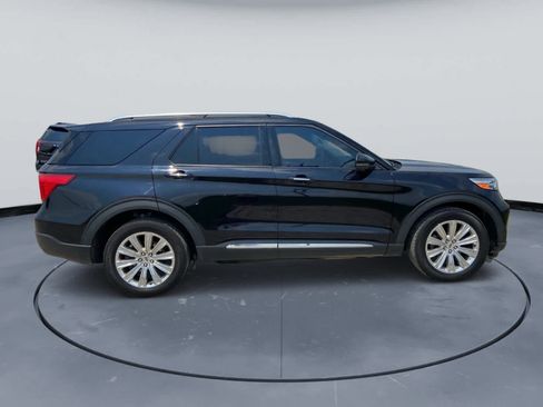 Used 2022 Ford Explorer Limited w/ Equipment Group 301A AWD/4WD image 4