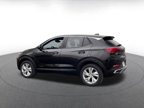 Used 2025 Buick Encore GX Preferred AWD/4WD image 10