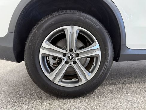 Used 2022 Mercedes-Benz GLC 300 4MATIC w/ Multimedia Package Lite image 40