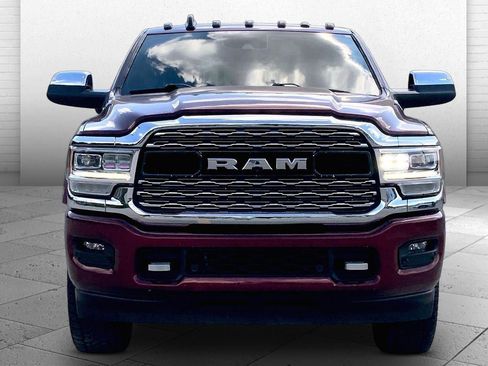 Used 2022 RAM 2500 Limited AWD/4WD image 2
