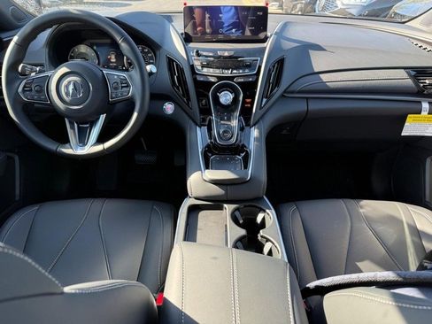 New 2025 Acura RDX SH-AWD image 6