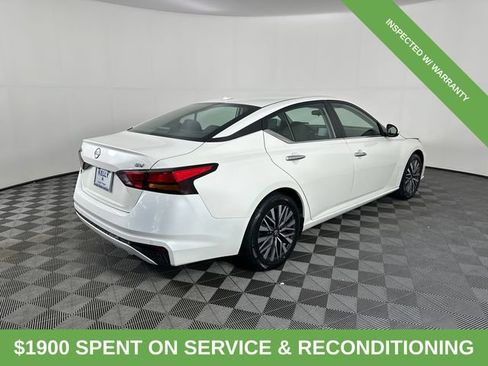 Used 2023 Nissan Altima 2.5 SV FWD image 8