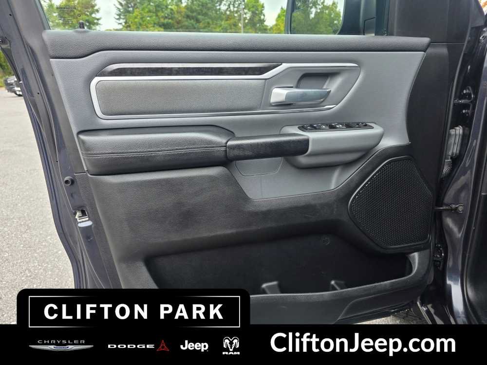 Used 2021 RAM 1500 Big Horn AWD/4WD image 9