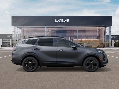 Certified 2026 Kia Sportage X-Line Prestige AWD/4WD image 9