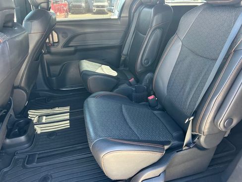 Used 2024 Toyota Sienna XSE w/ XSE Premium Package AWD/4WD image 17