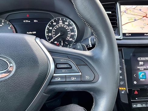Used 2020 INFINITI QX50 Luxe w/ Navigation Package image 11