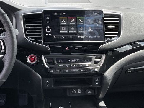 New 2025 Honda Ridgeline Black Edition image 14