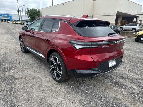 New 2025 Chevrolet Equinox EV LT w/ Convenience Package II image 5