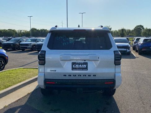 Used 2025 Toyota 4Runner TRD Sport AWD/4WD image 6
