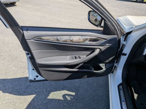 Certified 2023 BMW 540i xDrive w/ M Sport Package AWD/4WD image 6