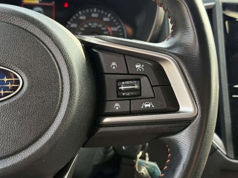 Used 2018 Subaru Crosstrek 2.0i Premium w/ Eyesight System image 24