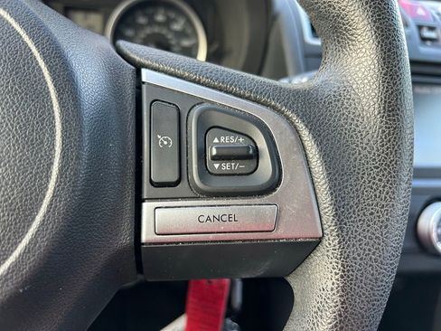 Used 2018 Subaru Forester 2.5i AWD/4WD image 19