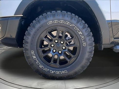 Used 2025 RAM 1500 Rebel AWD/4WD image 31