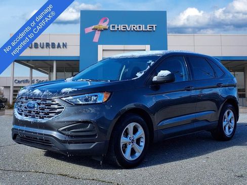 Used 2019 Ford Edge SE image 1