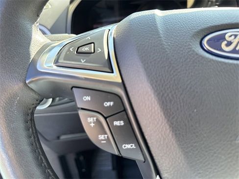 Used 2022 Ford Edge SEL w/ Convenience Package image 23