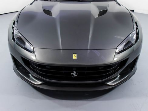 Certified 2019 Ferrari Portofino image 13