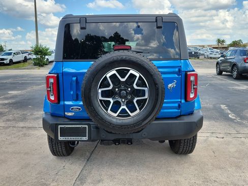 Used 2024 Ford Bronco Outer Banks AWD/4WD image 8