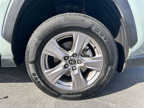 Certified 2022 Toyota RAV4 XLE w/ Convenience Package image 29