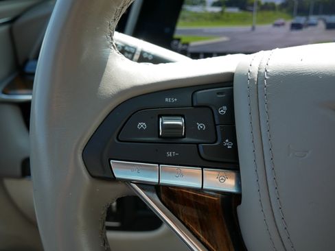Certified 2024 Cadillac Escalade Sport Platinum w/ LPO, ONYX Package AWD/4WD image 29