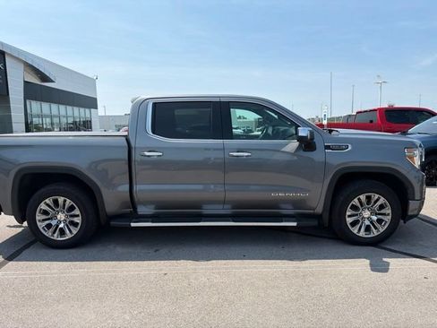 Used 2021 GMC Sierra 1500 Denali w/ Driver Alert Package II AWD/4WD image 4