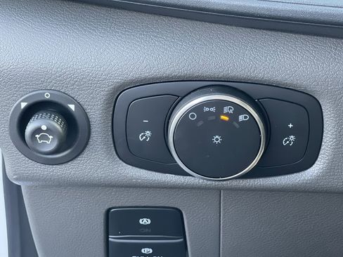 New 2026 Ford Transit 250 148 High Roof image 23