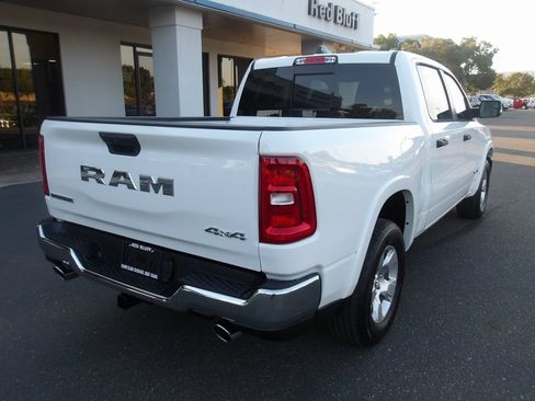 New 2026 RAM 1500 4x4 Crew Cab image 8