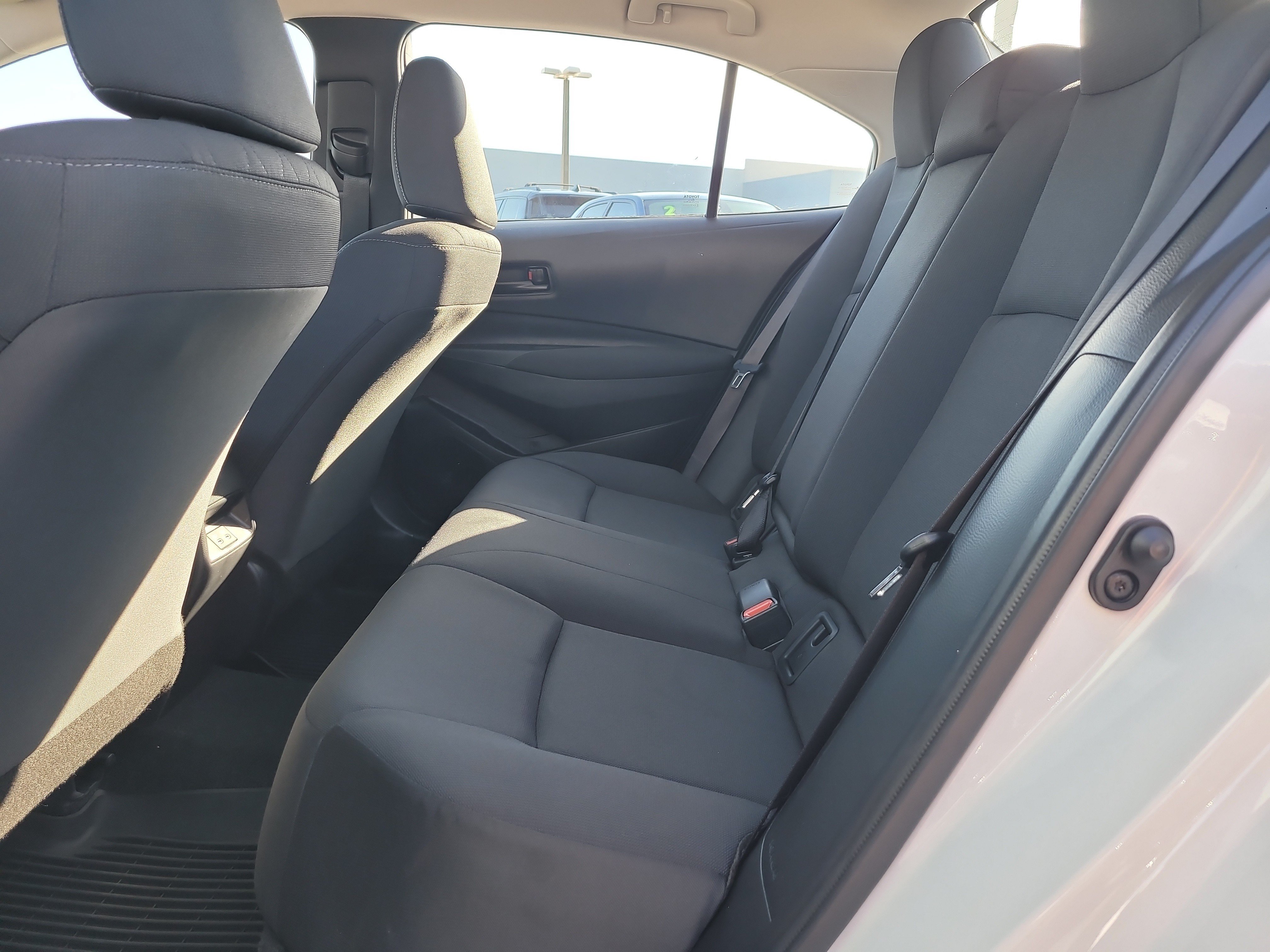 Used 2025 Toyota Corolla LE FWD image 11