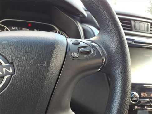 Used 2023 Nissan Murano S image 15