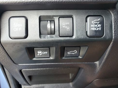 Used 2017 Subaru Forester 2.0XT Touring AWD/4WD image 24
