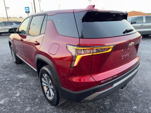 Used 2025 Chevrolet Equinox LT w/ Safety and Technology Package image 5