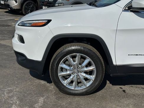 Used 2015 Jeep Cherokee Limited image 7