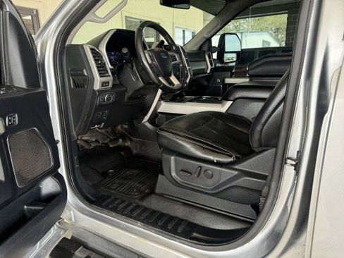 Used 2020 Ford F350 Lariat w/ Lariat Ultimate Package image 17