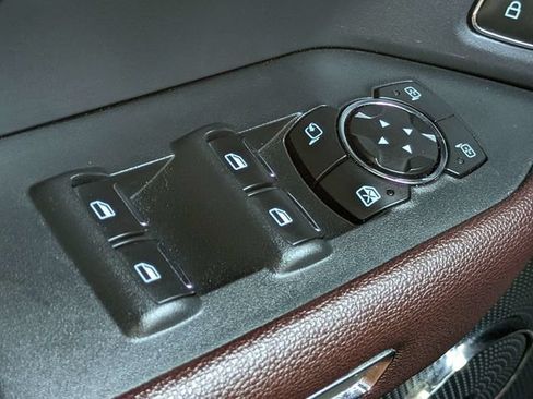 Used 2022 Ford Expedition Max Limited AWD/4WD image 31