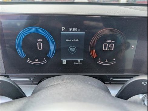 Used 2025 Hyundai Kona SEL image 14