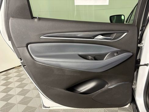 Used 2021 Buick Enclave Essence w/ Sport Touring Edition image 39