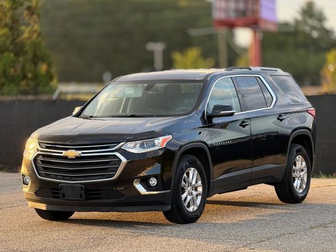 Used 2018 Chevrolet Traverse LT AWD/4WD image 6