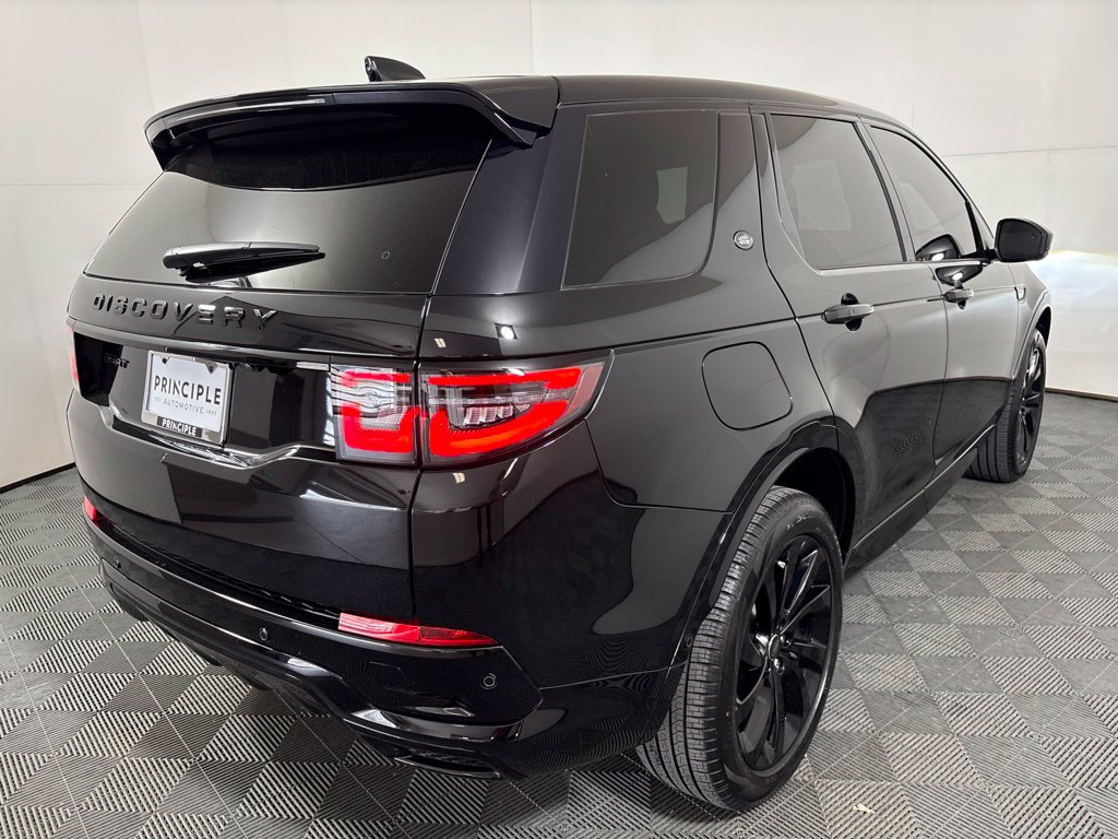 Used 2025 Land Rover Discovery Sport Dynamic SE AWD/4WD image 5